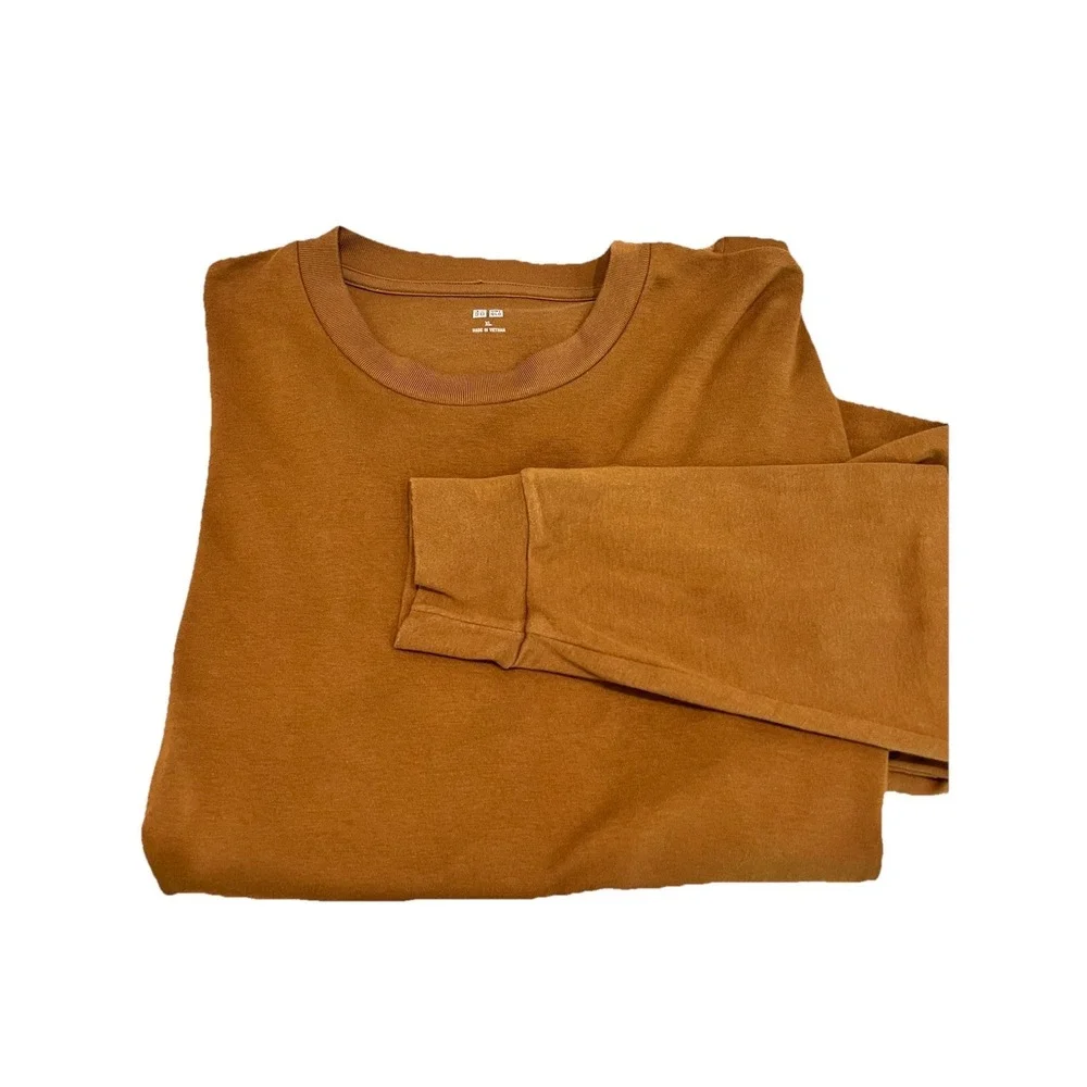 Uniqlo Men Shirt XL‎  Camel Brown Crew Neck Long Sleeve  Pullover Casual  Cotton